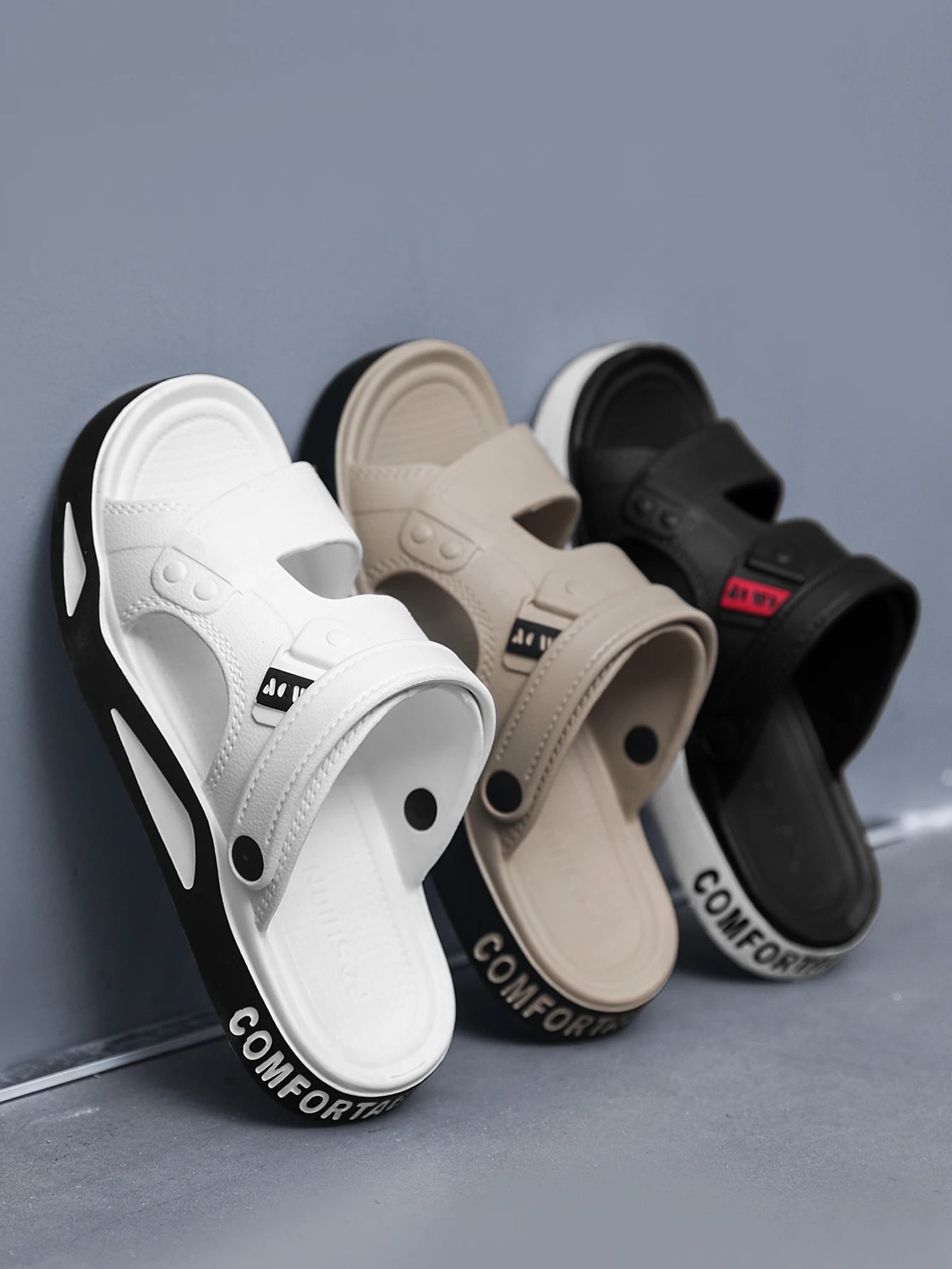 Men's Slippers. EVA Light Adult Thick-soled Beach Shoes