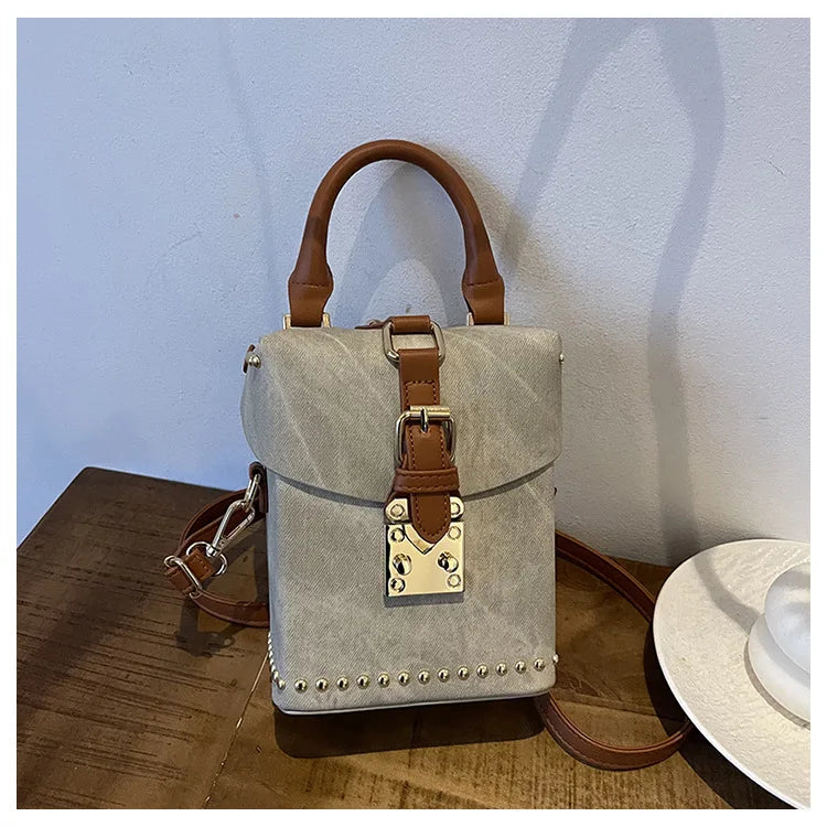 Fashionable Small Shoulder Bag, Chic Crossbody & Handheld Clutch